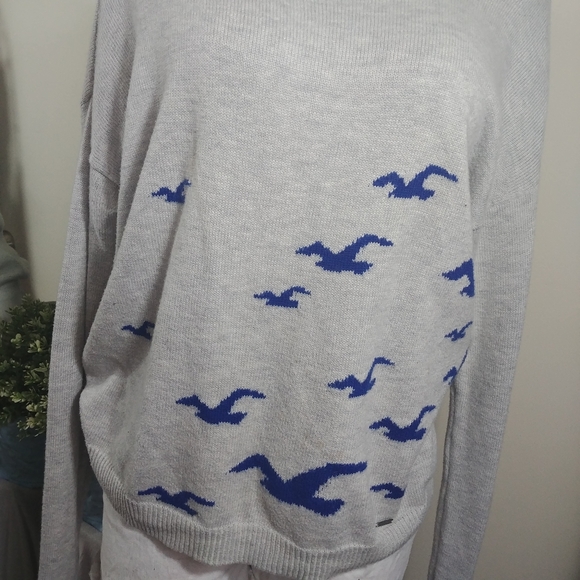 Hollister | Gray Navy Bird Knit Off The Shoulder Dolman Sweater Small - Picture 3 of 8